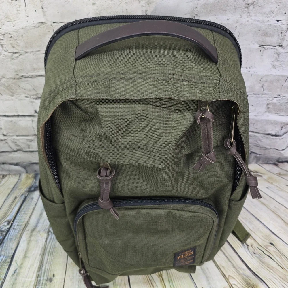 Filson Dryden Backpack Otter Green Cordura Nylon Travel Bag Laptop Sleeve 25L